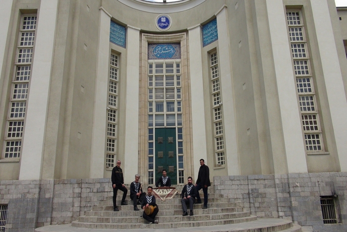 نغمه‌ای سنتی به یاد شهدای سومین جنگ تحمیلی و در محکومیت حملات دشمن امریکایی-صهیونی به مراکز بهداشتی، درمانی، آموزشی، تحقیقاتی و دارویی